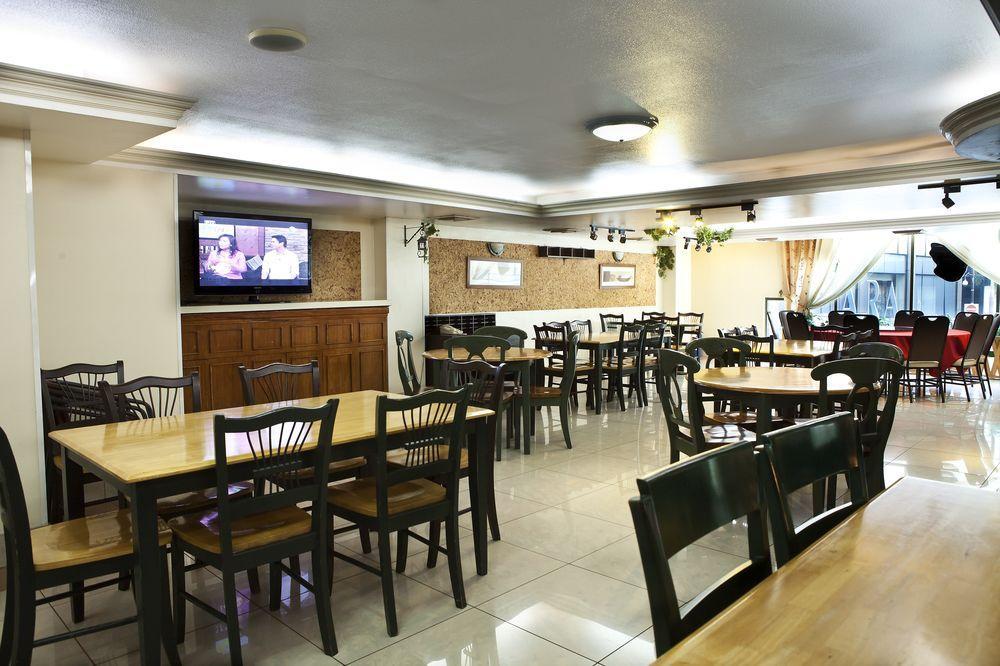 The Charter House Makati City Exterior foto